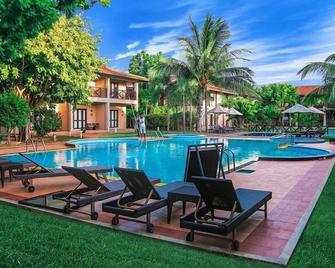 Ranna 212 by Auro Resorts - Hambantota - Piscina