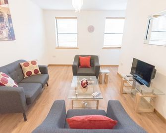 Hamilton Grace - The Quadrant - Swindon - Living room