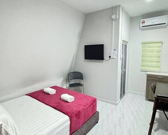 Darul Salam Dusun Resort & Waterpark - Kerteh - Habitación