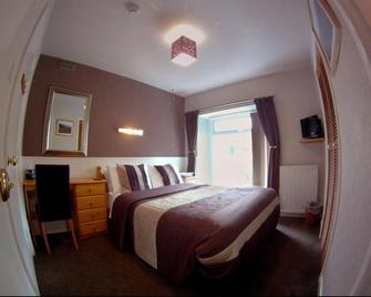 Glyn Peris Guest House - Caernarfon - Bedroom