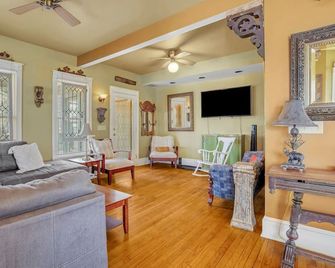 A Bonnie Place 3 miles from All Star Village - Oneonta