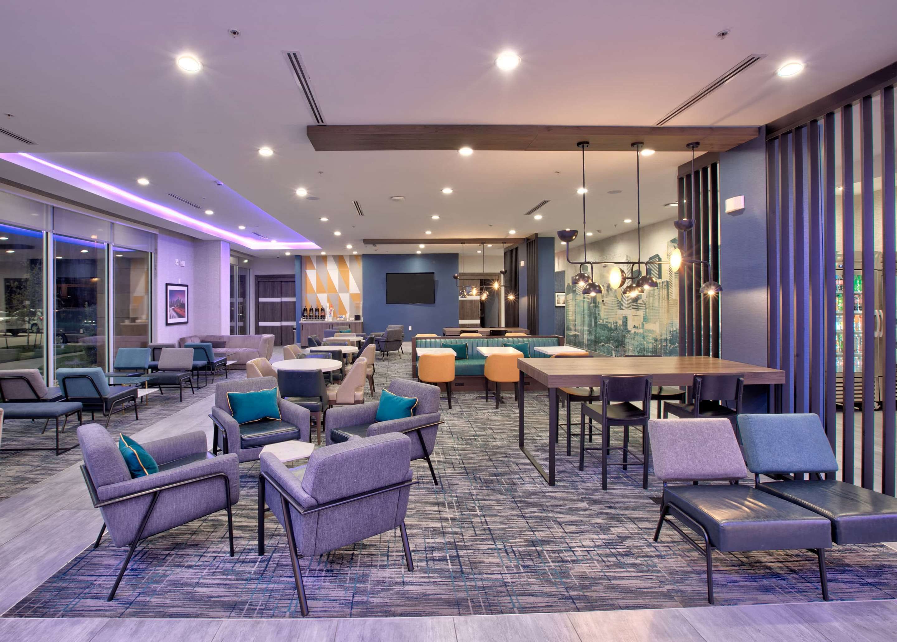 La Quinta Inn & Suites by Wyndham Dallas/Fairpark - דאלאס - טרקלין