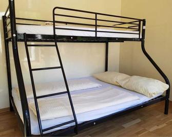 Easy Lodges Berlin - ברלין - חדר שינה