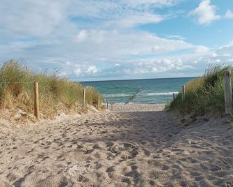 شلوستشين صندايش فيسه - زينغست - شاطئ