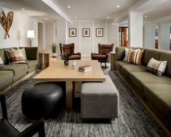 Mont Gabriel, Sainte-Adèle, a Tribute Portfolio Resort - Sainte-Adèle - Lounge