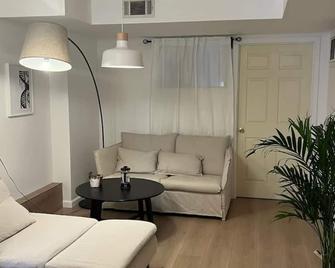 Lovely 3-bedroom house in San Francisco - San Francisco - Living room