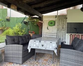 Casa Rural Garzibaita - Sumbilla - Patio