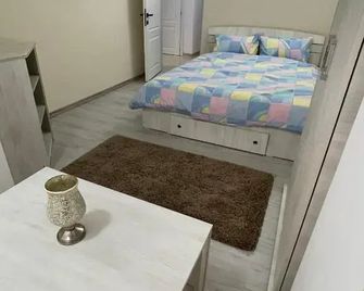 Apartament 2 camere ultracentral - Giurgiu - Habitación