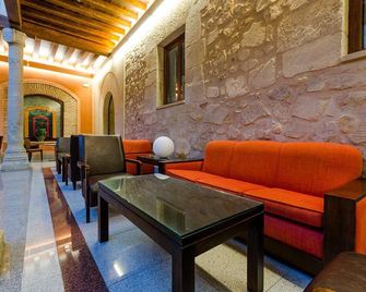 هوتل بالاسيو سان فاكوندو - شقوبية - ردهة