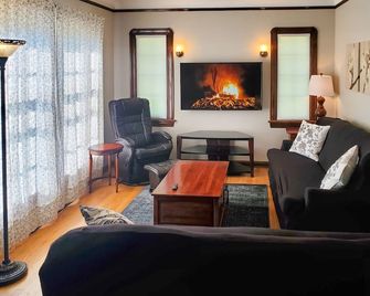 Cleveland's Urban Oasis - קליבלנד - סלון