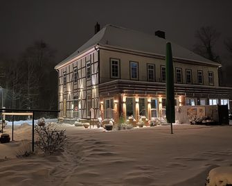 Hotel Grosse Klus - Buckeburg - Gebouw