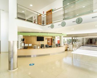 Albergue Inturjoven Jaen - Хаен - Лоббі