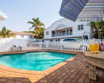 Flamingo Rocks - Durban - Piscina