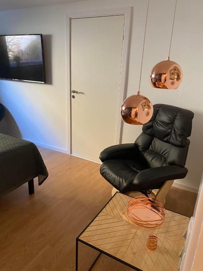 Bed minus breakfast Den hyggelige kælder – Nykøbing Falster