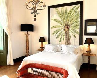 Hotel Emblemático La Casa de los Naranjos - Haría - Habitación