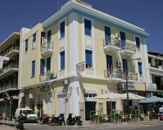 Amalia City Rooms - Chios - Building
