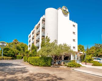 بد آند بريكفاست أوتل إيير - إييار - مبنى