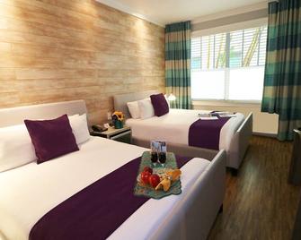 Escape the Cold Weather! Pet Friendly, Close to Miami Beach and Art Deco! - Miami Beach - Bedroom