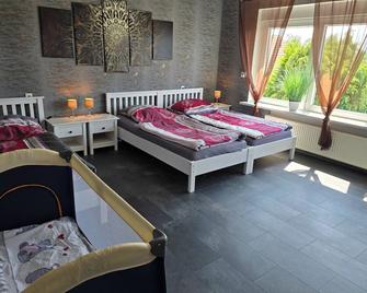 Ferienwohnung Come Home 2 - Northeim - Bedroom