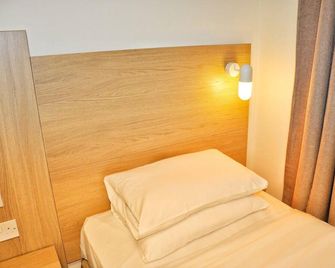 Carlton Hotel - Ipswich