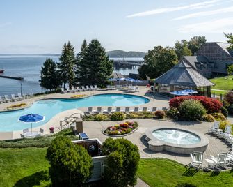 Holiday Inn Resort Bar Harbor - Acadia Natl Park By IHG - בר הארבור - בריכה