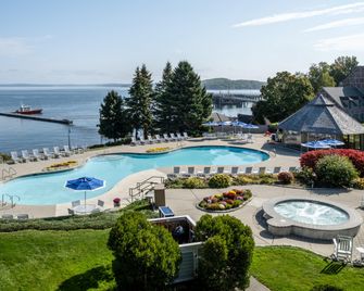 Holiday Inn Resort Bar Harbor - Acadia Natl Park By IHG - בר הארבור - בריכה