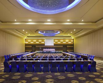 Novotel Manado Golf Resort & Convention Center - Manado - Phòng họp