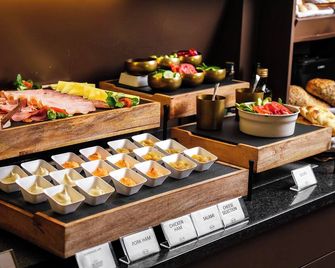 The Honest Budapest by Chic & Basic - Budapest - Buffet