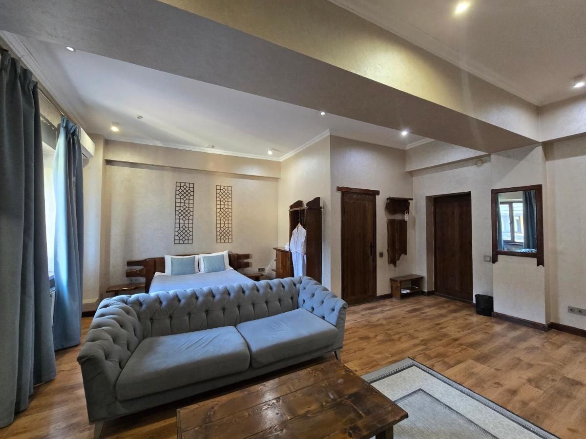 Saraishyq Hotel thumbnail 3