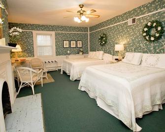 Jailer's Inn - Bardstown - Bedroom