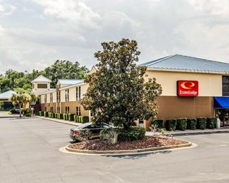 Econo Lodge Darien - Darien - Edificio