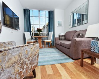 Royal Athenaeum Suites - Aberdeen - Sala de estar