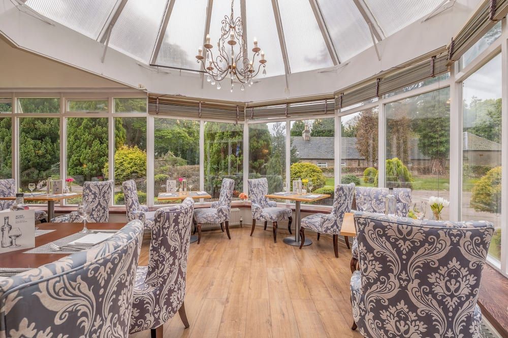 Historic Stay w/ Breathtaking Garden Views | Steps Away from Nairn Beach - Нерн - Ресторан