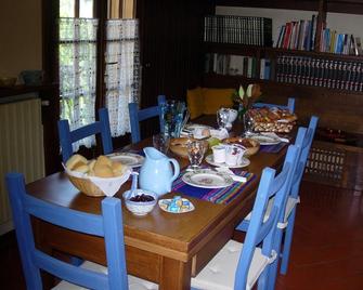 B&B Aria Di Lago - Paratico - Comedor