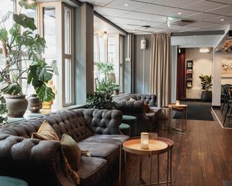 Home Hotel Cardinal - Växjö - Hall d’entrée