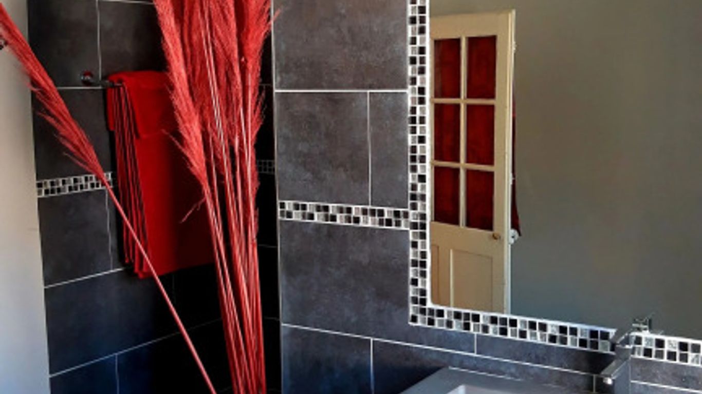 Les Chambres D'hotes De Luneil (B&b)