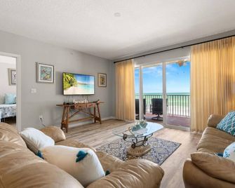244 The Tides - North Redington Beach - Living room