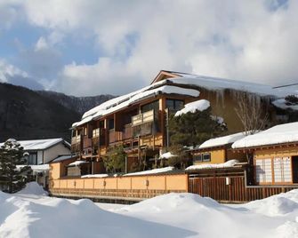 Hanaichi - Tsumagoi - Building