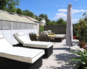 Liebevoll eingerichtete Wohnung in Friedenfels - Erbendorf - Patio