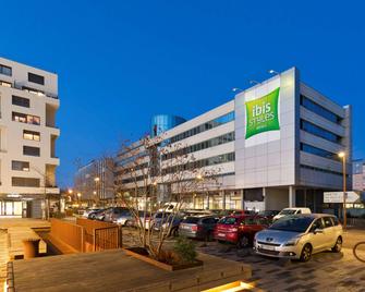 ibis Styles Massy Opéra - Massy - Extérieur