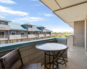 Near Downtown 2br Bath W/Private Bath Rms,+loft Sleeps 6. Private Balconies. - Grand Haven - Balcony