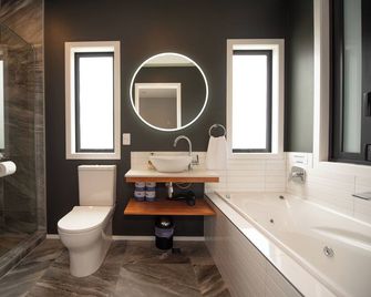 The Residence - Fitzroy - New Plymouth