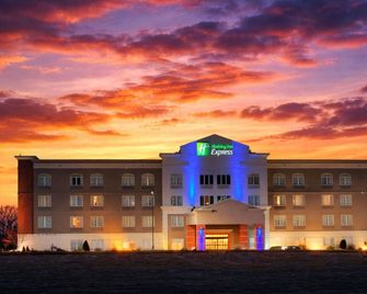 Holiday Inn Express Syracuse-Fairgrounds By IHG - Warners - Gebouw