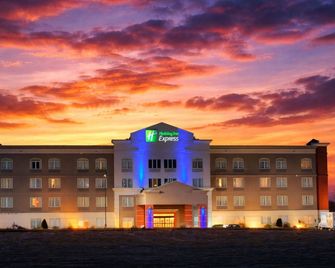 Holiday Inn Express Syracuse-Fairgrounds By IHG - Warners - Edificio