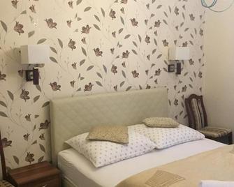 Villa Almira - Polanica-Zdroj - Schlafzimmer