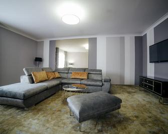 Royal Class Hotel - Cluj Napoca - Living room