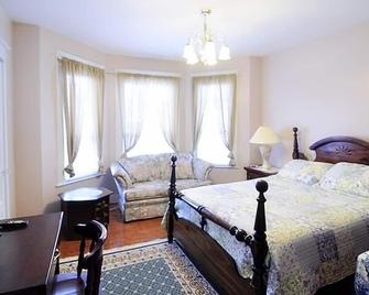 Glory Guest Suites, Downtown Moncton - Moncton - Bedroom