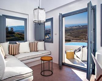 Alunia Incognito Suites - Adults Only - Pyrgos Kallistis - Wohnzimmer