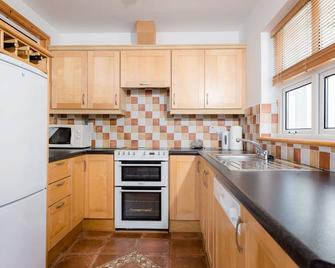 Kilkee Townhouse - Kilkee - Kitchen