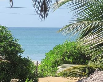 Beach Lagoon Guest House - Tangalla - Strand